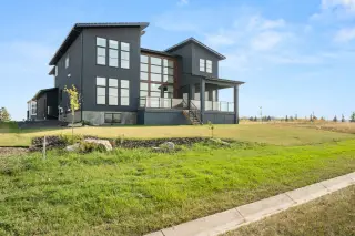 12 Monterra Rise 