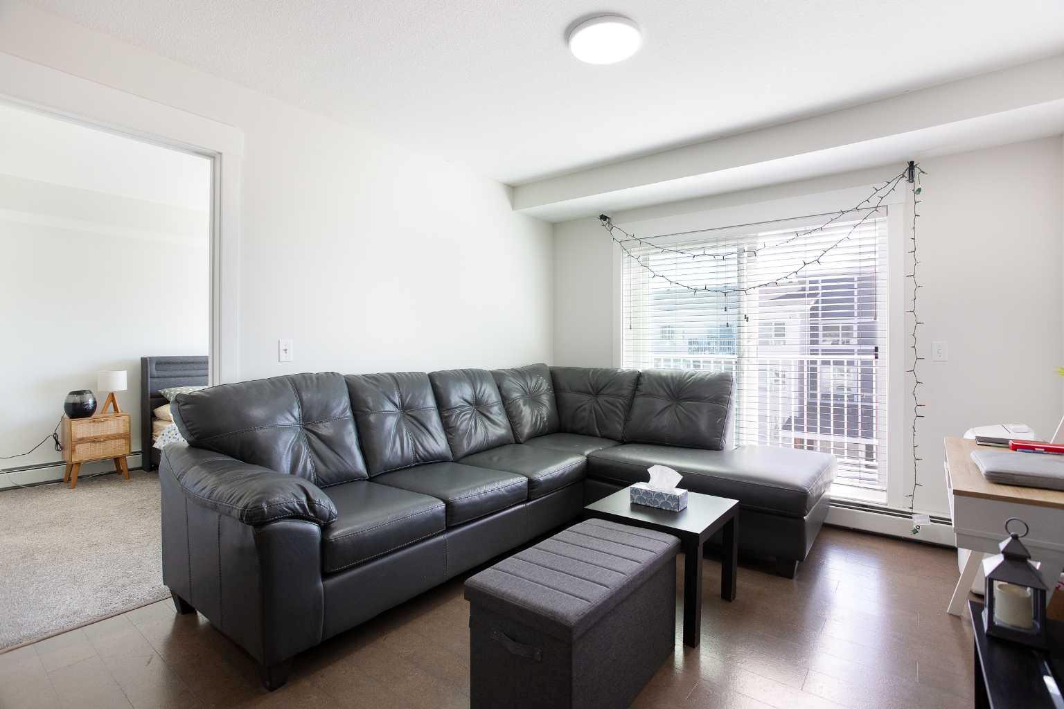 2406, 302 Skyview Ranch Drive NE