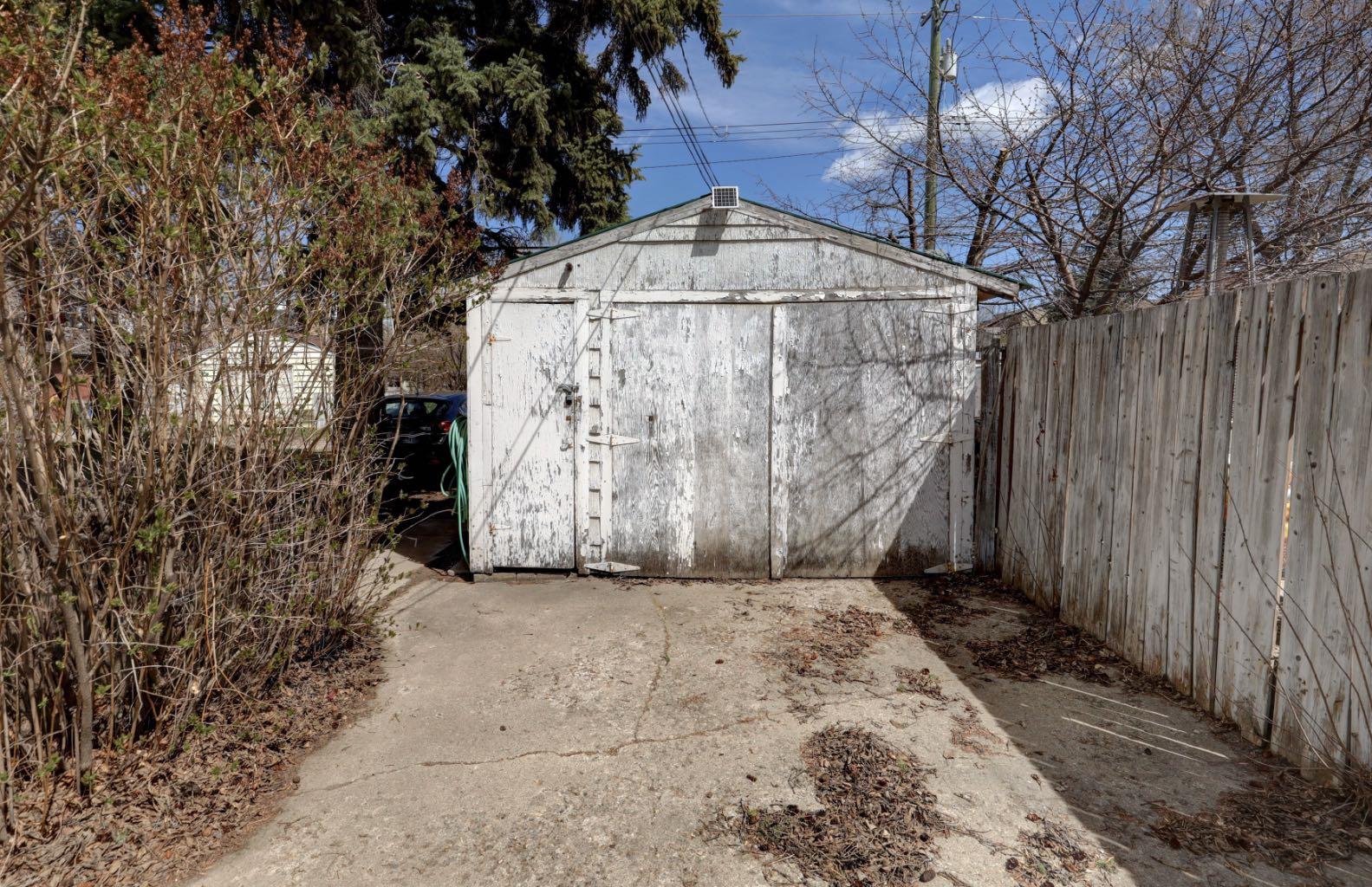 3432 3 Avenue NW