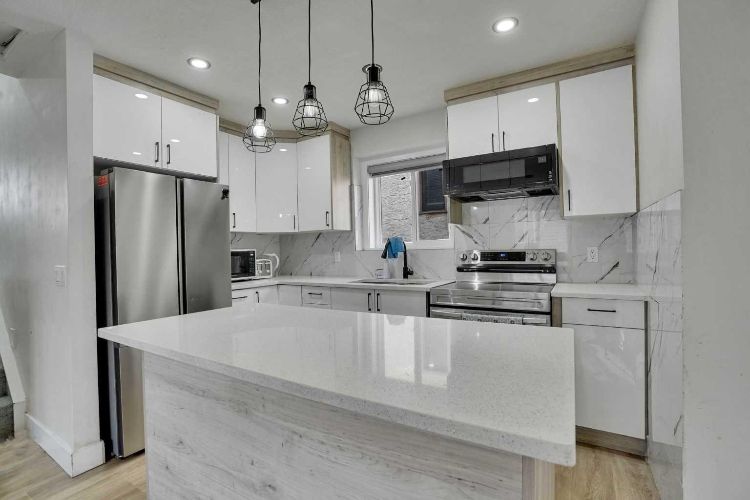 51 Taraglen Road NE