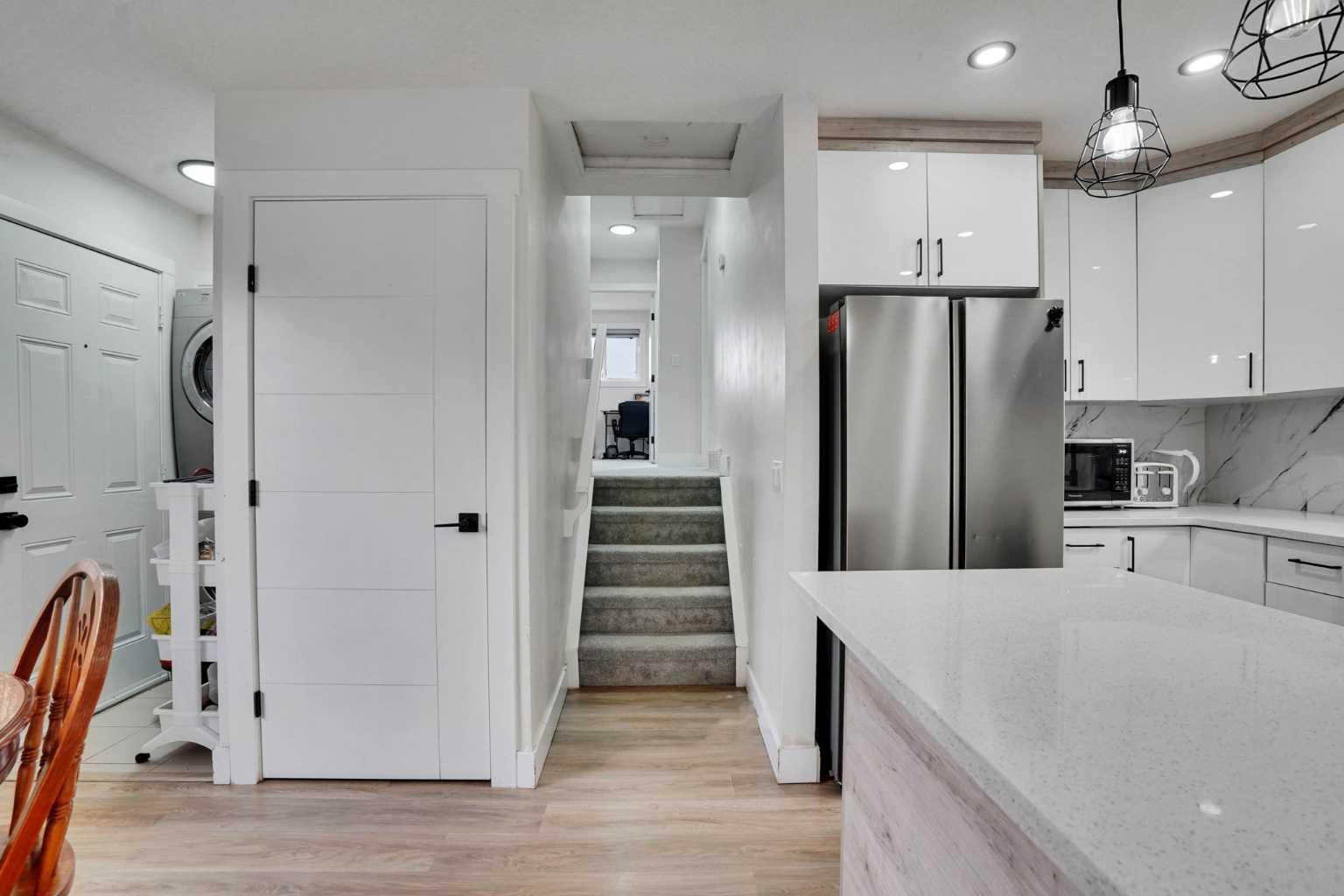 51 Taraglen Road NE