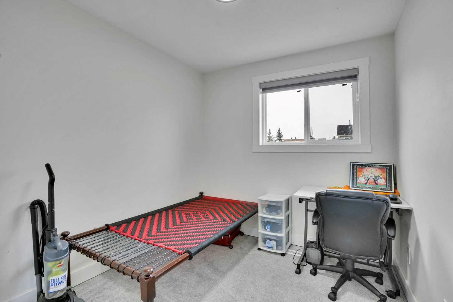 51 Taraglen Road NE