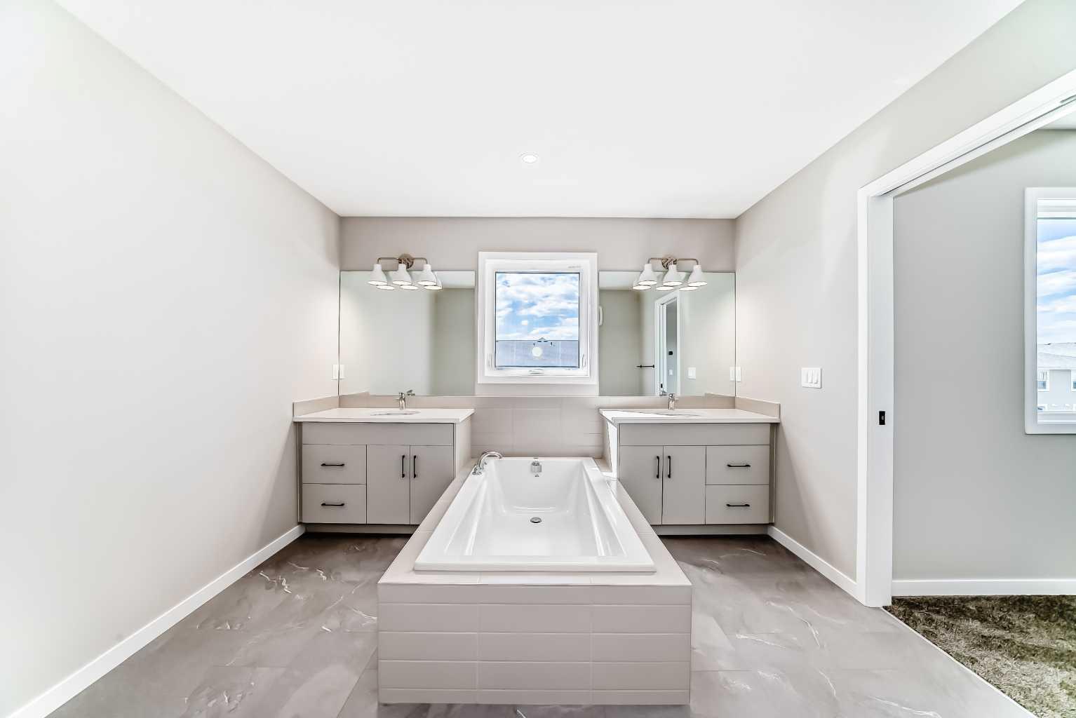 50 Magnolia Gardens SE