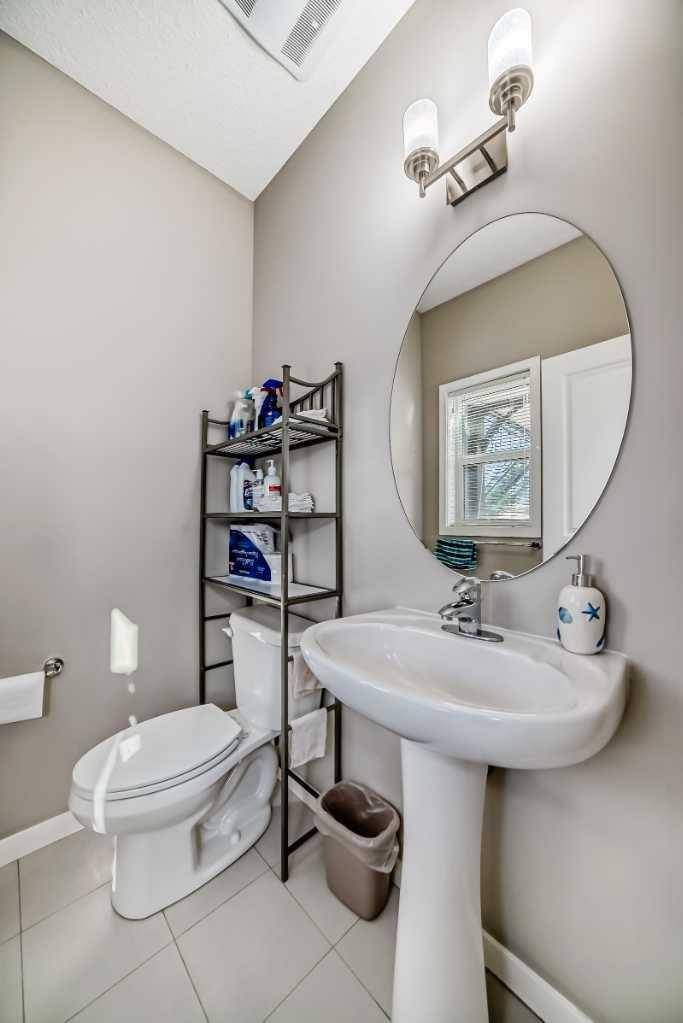 9 Copperpond Avenue SE