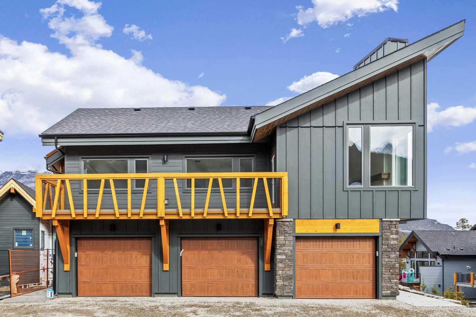 203J, 209 Stewart Creek Rise 