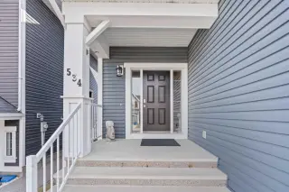 534 River Heights Crescent 