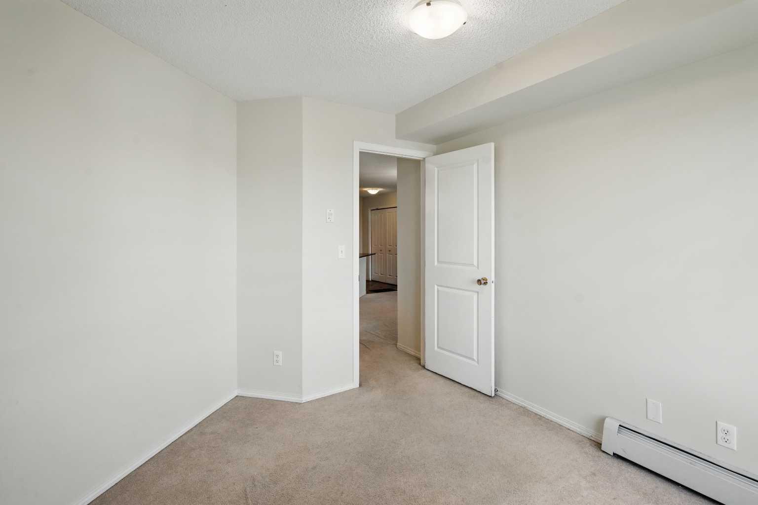 409, 15 Saddlestone Way NE