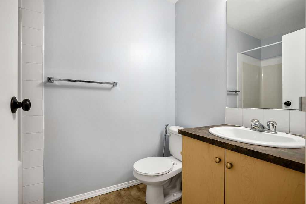 4301, 73 Erin Woods Court SE