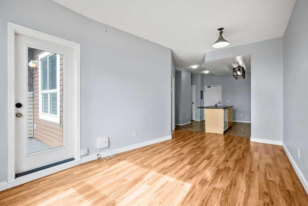 4301, 73 Erin Woods Court SE