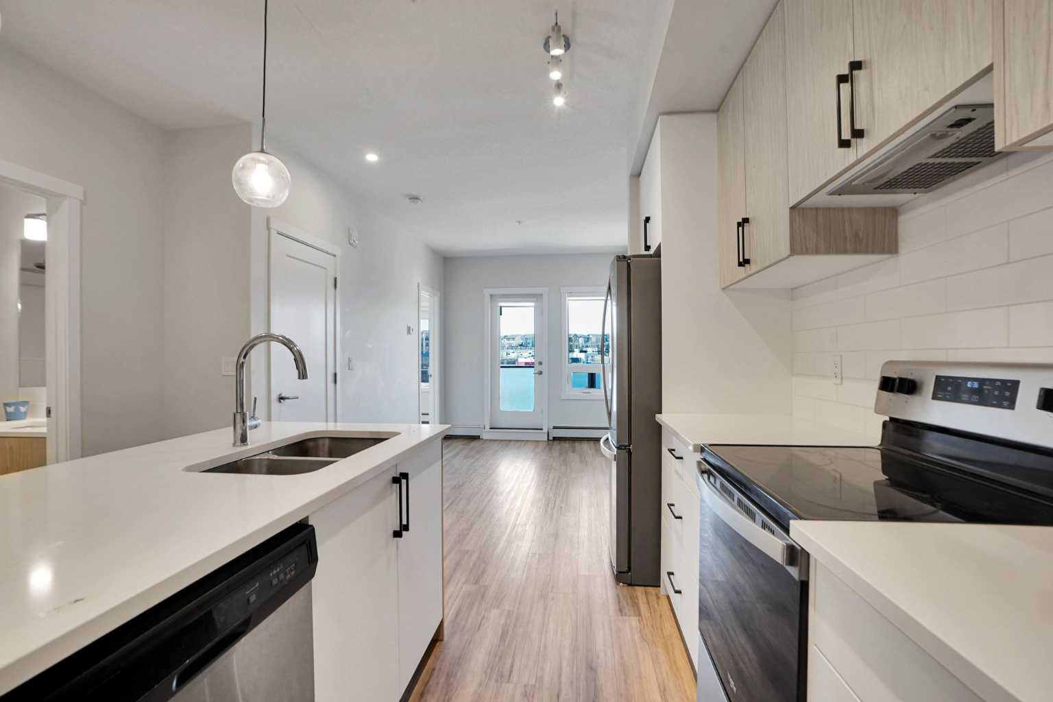 405, 138 Sage Valley Common NW