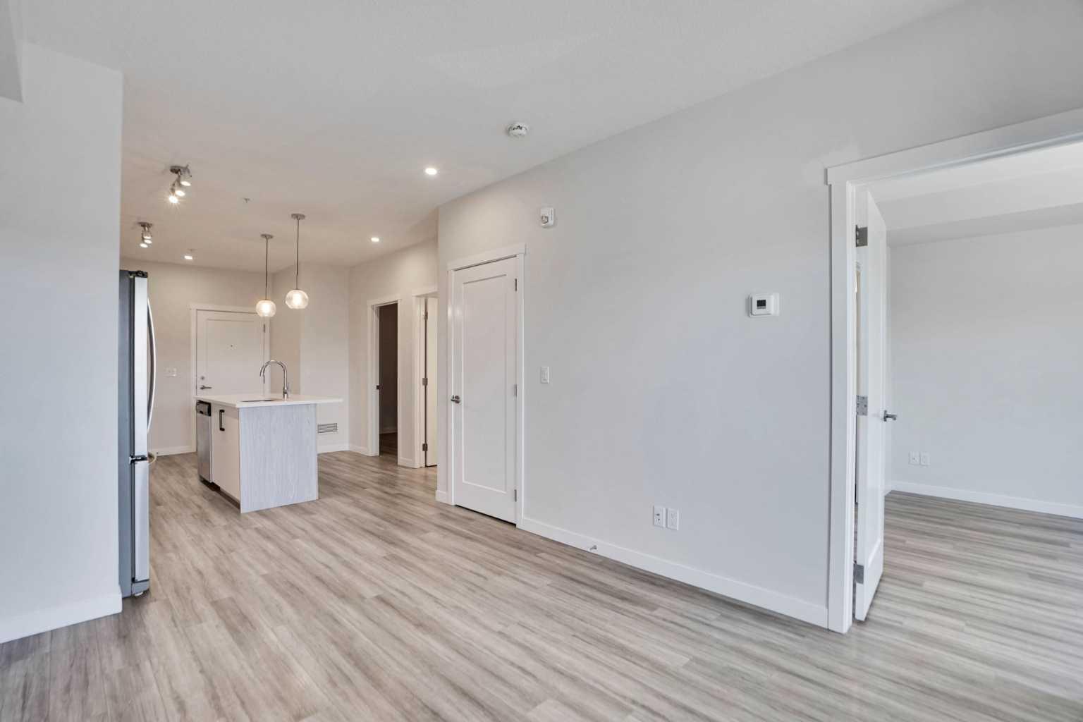 405, 138 Sage Valley Common NW