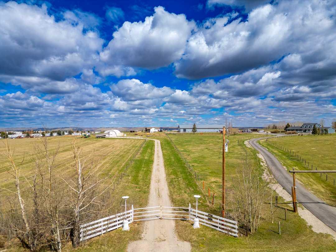 33066 Township Road 250  