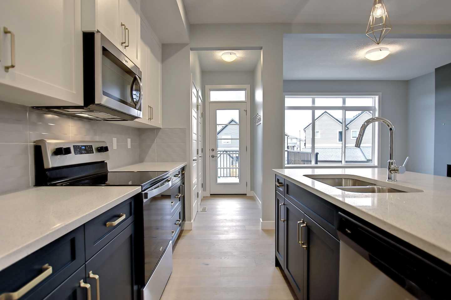 2085 Cobblespring Avenue SW