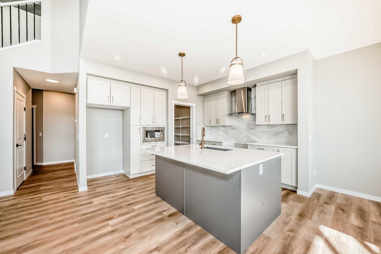 103 Mercado Crescent SE