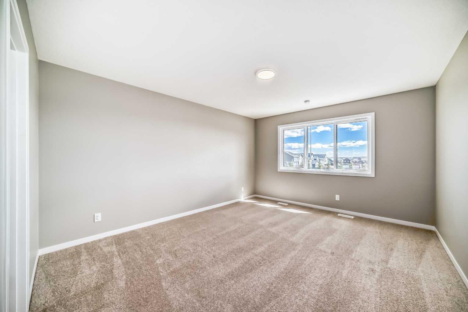 103 Mercado Crescent SE