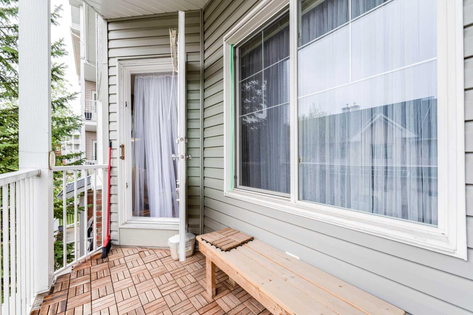 206, 8 Prestwick Pond Terrace SE