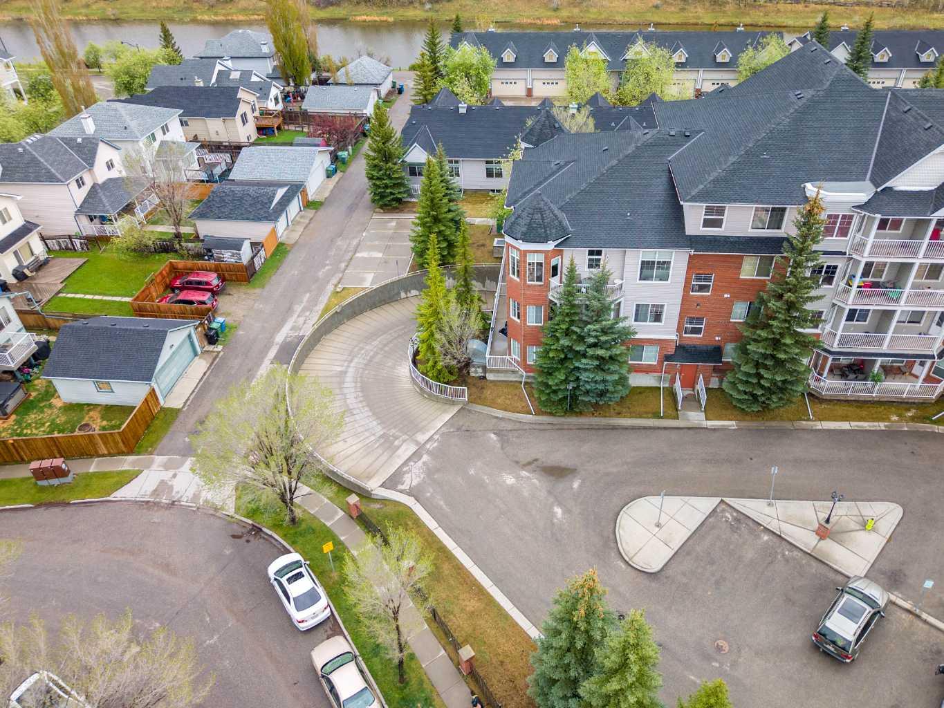 206, 8 Prestwick Pond Terrace SE