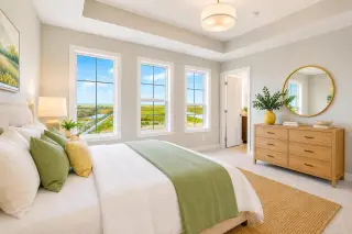 108 Bridgeport Green 