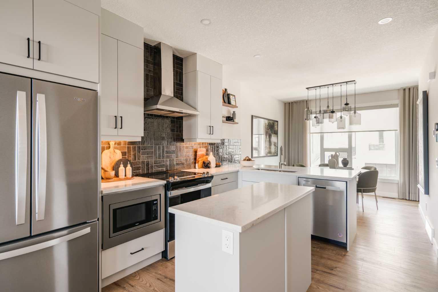 708 Sovereign Common SW