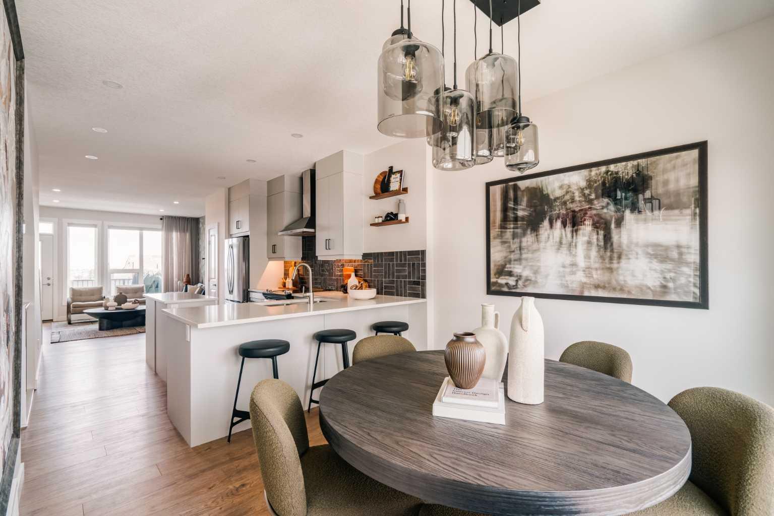 708 Sovereign Common SW