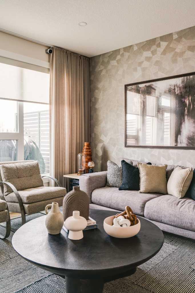 708 Sovereign Common SW