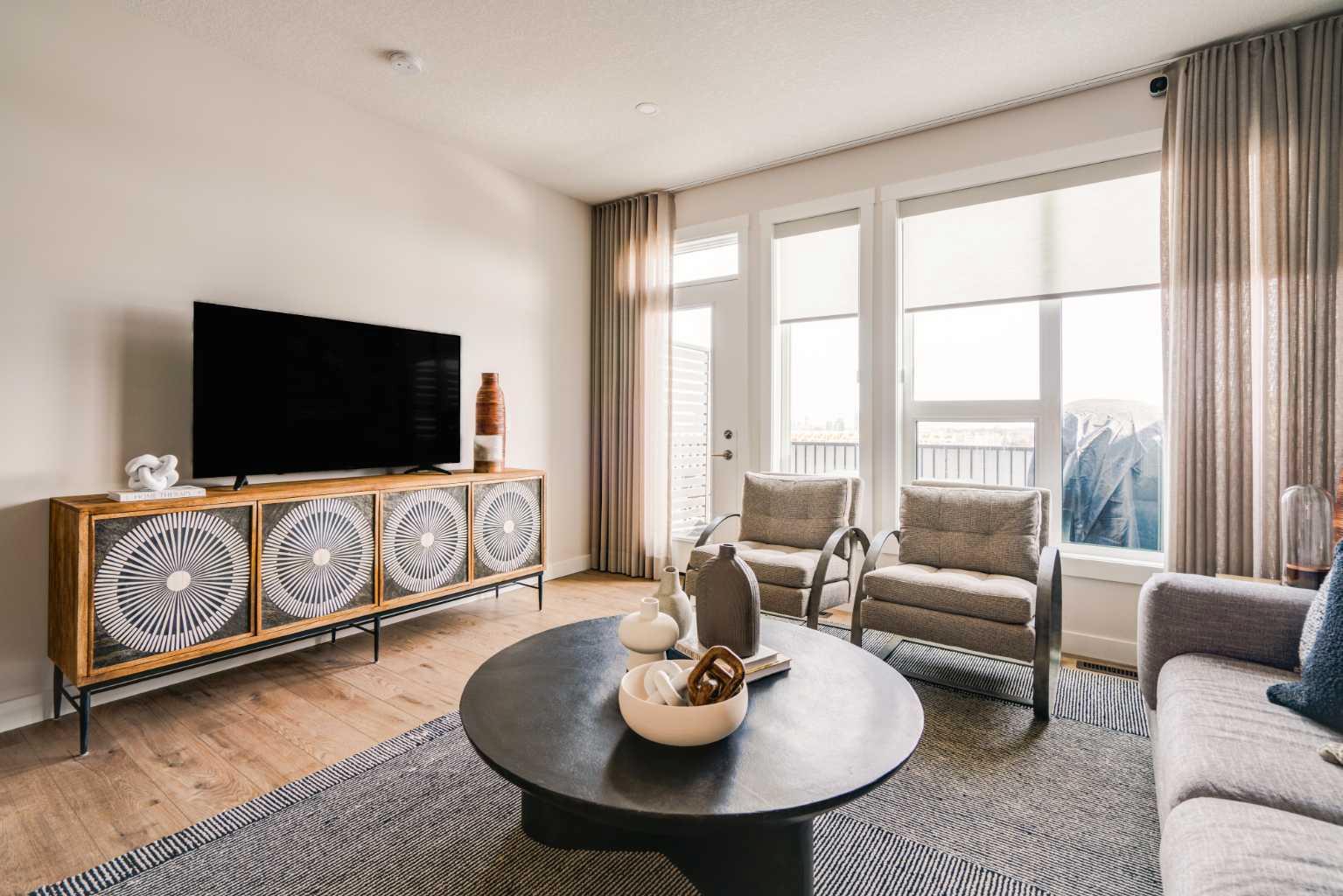708 Sovereign Common SW