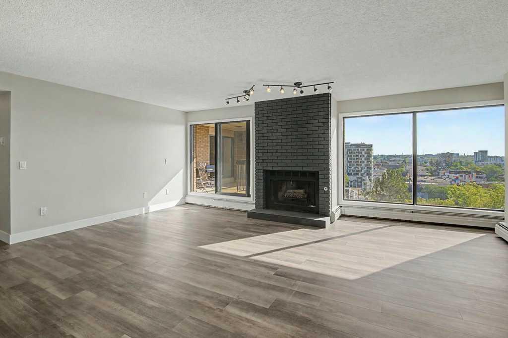 602, 320 Meredith Road NE