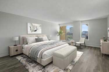 602, 320 Meredith Road NE