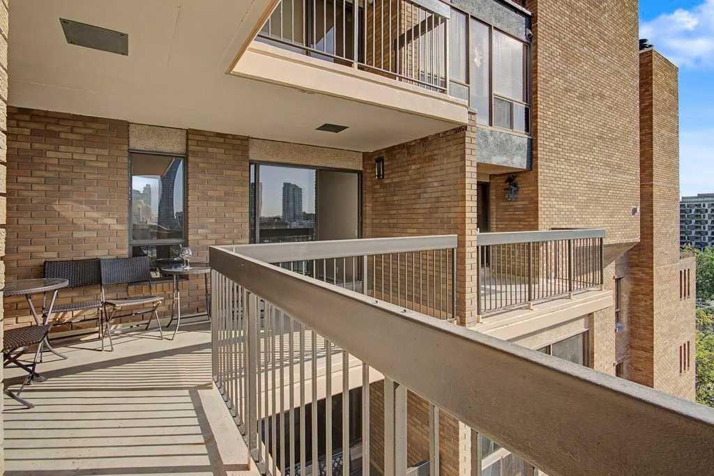 602, 320 Meredith Road NE