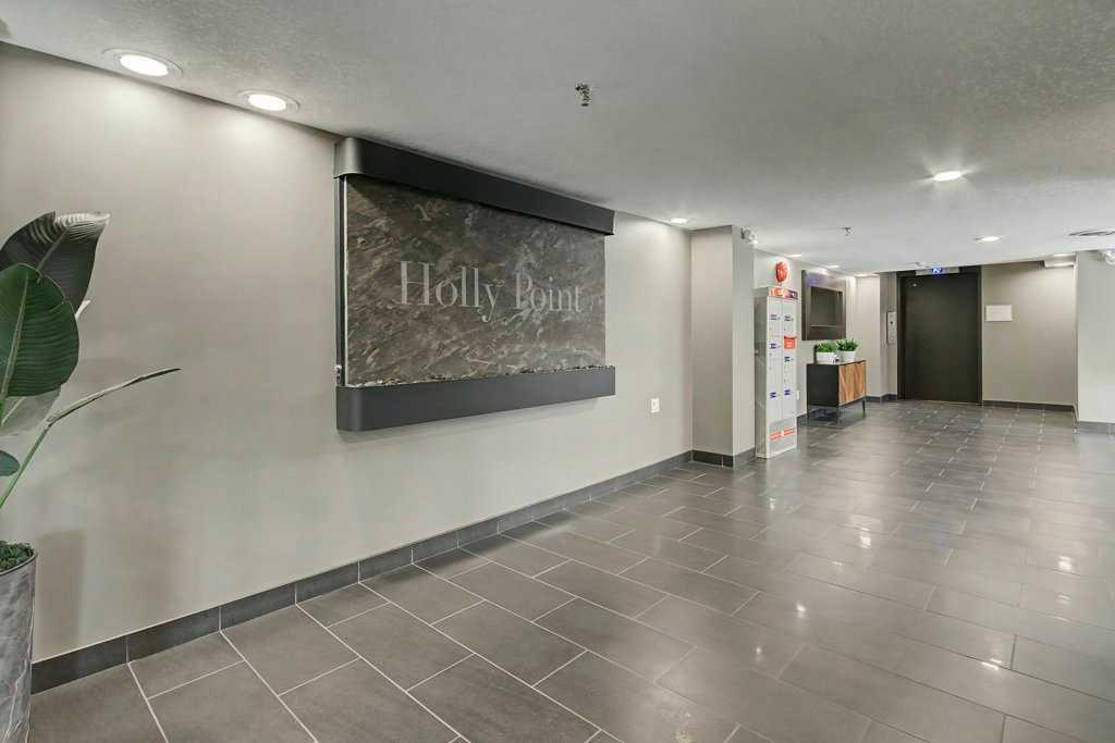 602, 320 Meredith Road NE