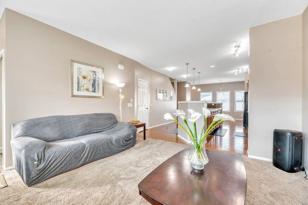 319 Saddlebrook Circle NE