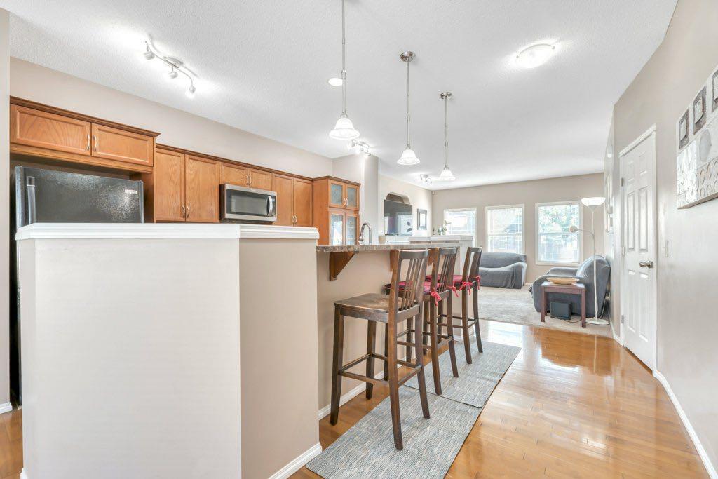 319 Saddlebrook Circle NE
