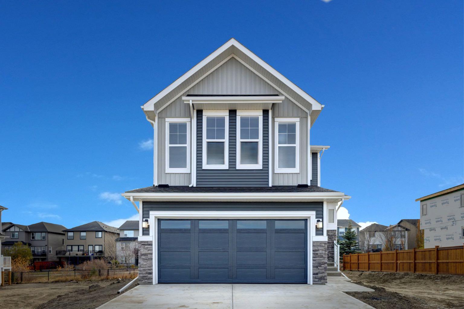 243 Silver Spruce Grove SW