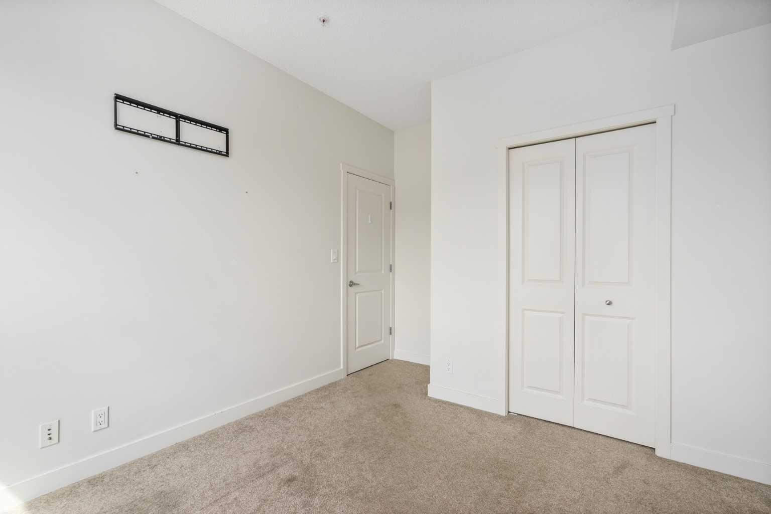 3210, 175 Silverado Boulevard SW