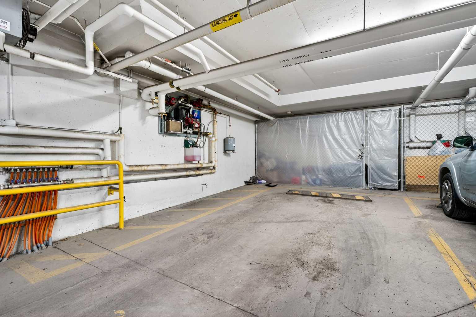 2303, 302 Skyview Ranch Drive NE