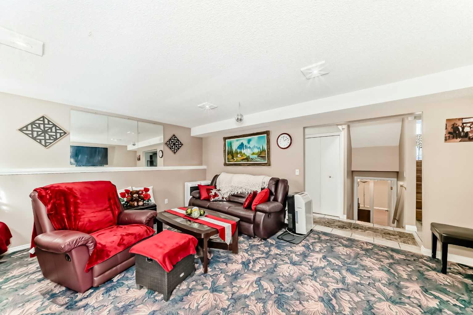 43 Beaconsfield Way NW