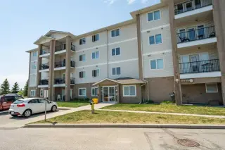 303, 300 Edwards Way NW