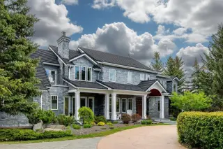 6 Aspen Ridge Lane SW