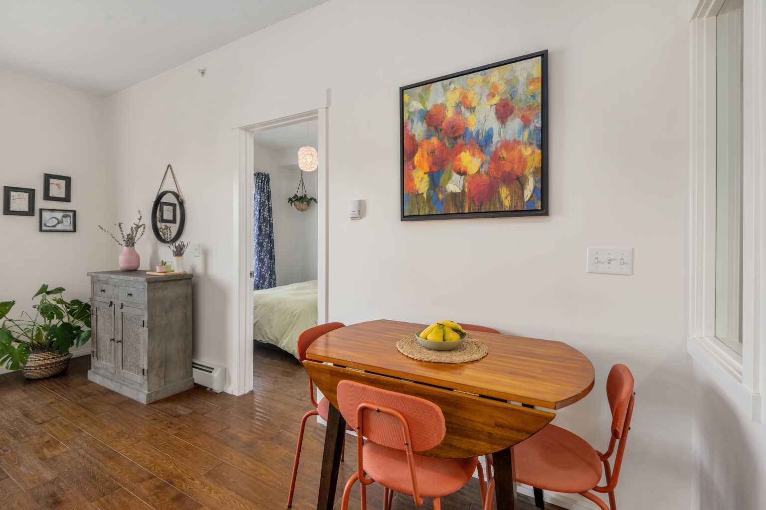1403, 279 Copperpond Common SE
