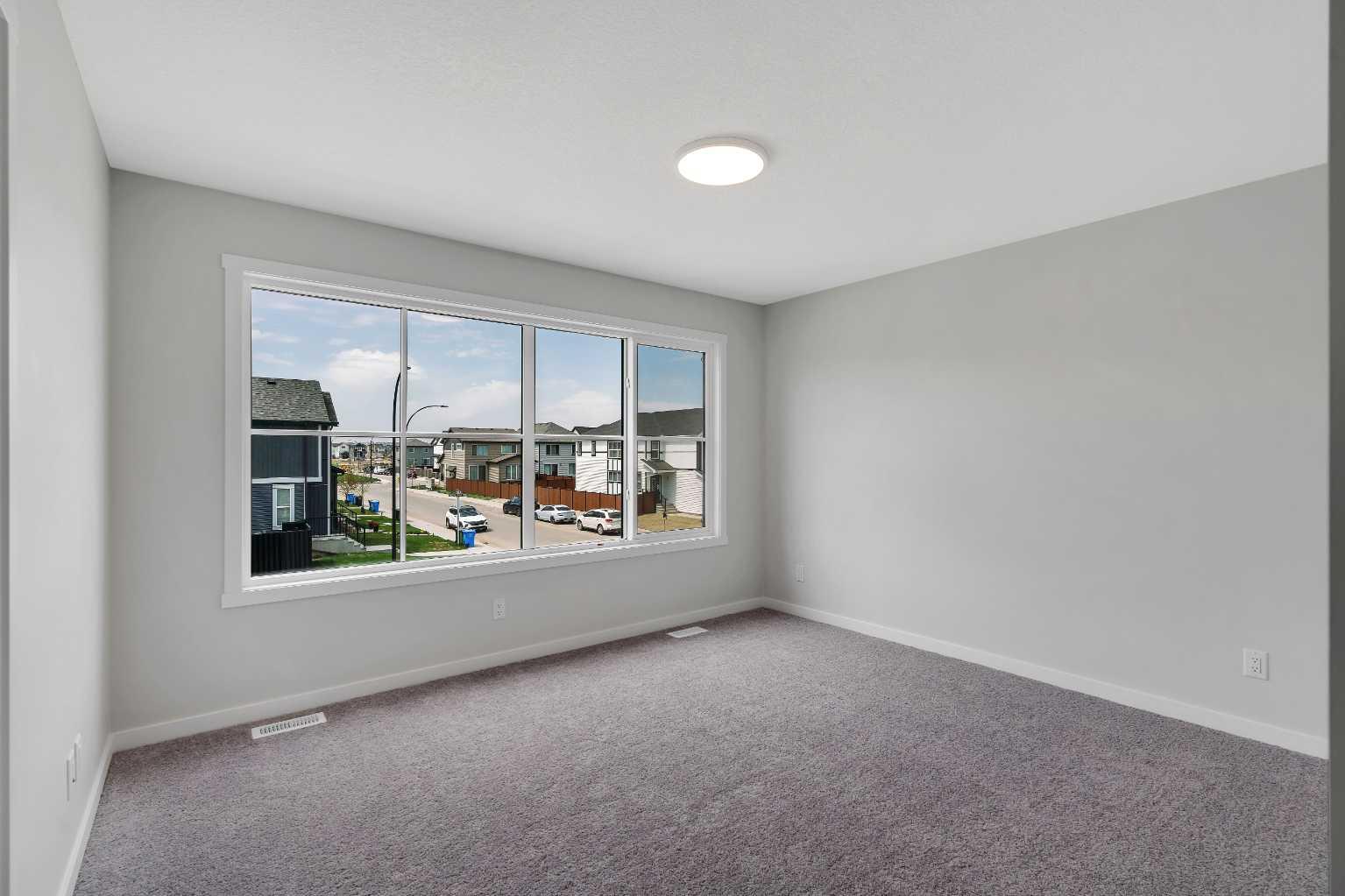 76 Heirloom Drive SE