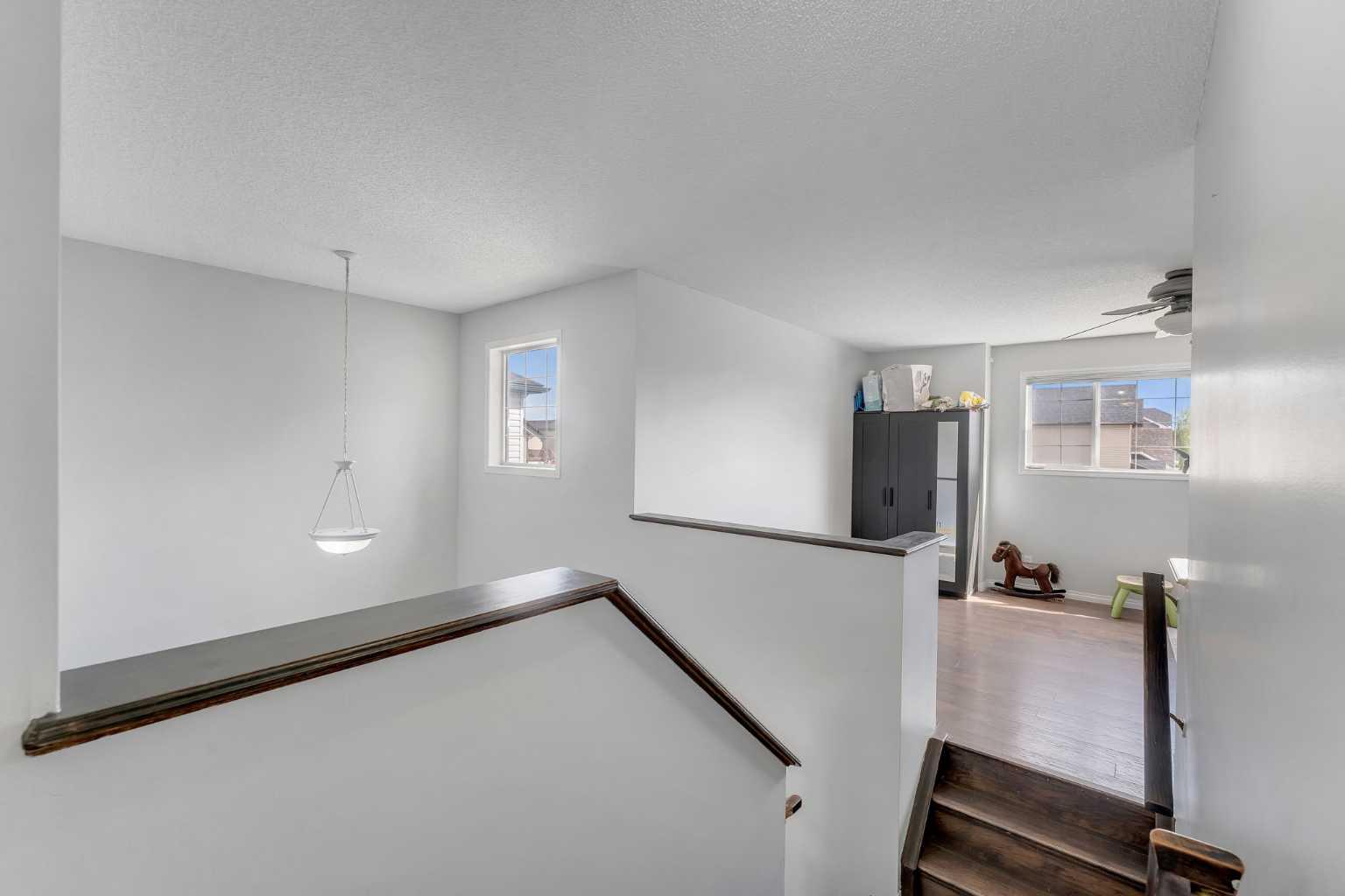 153 Saddlemead Road NE