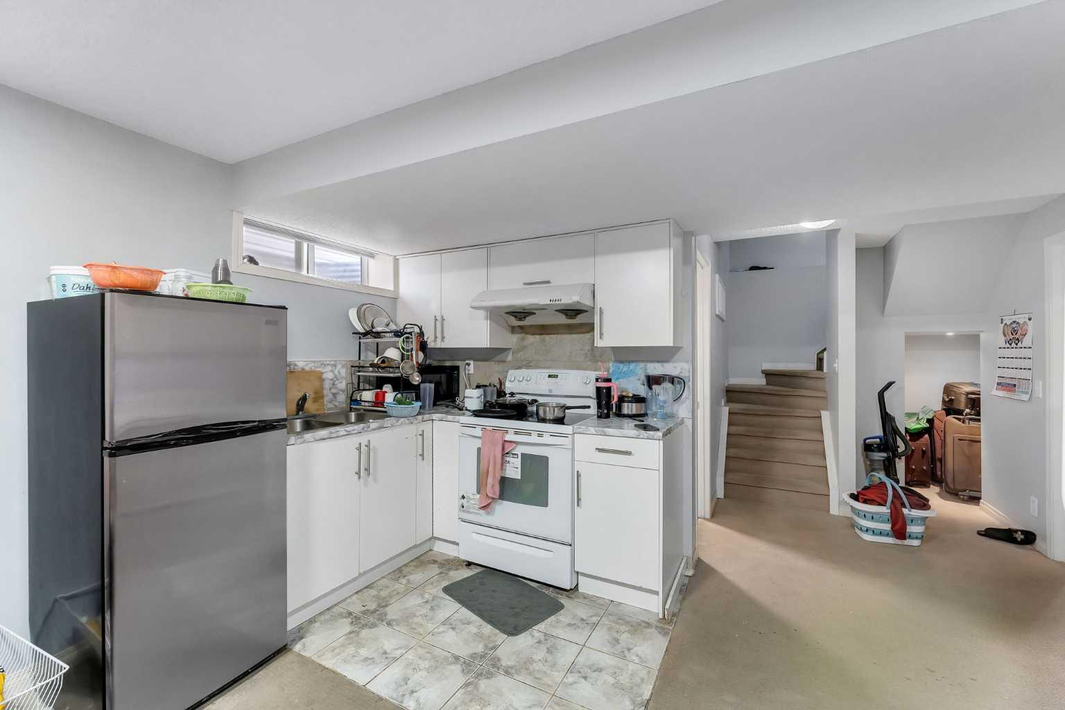 153 Saddlemead Road NE