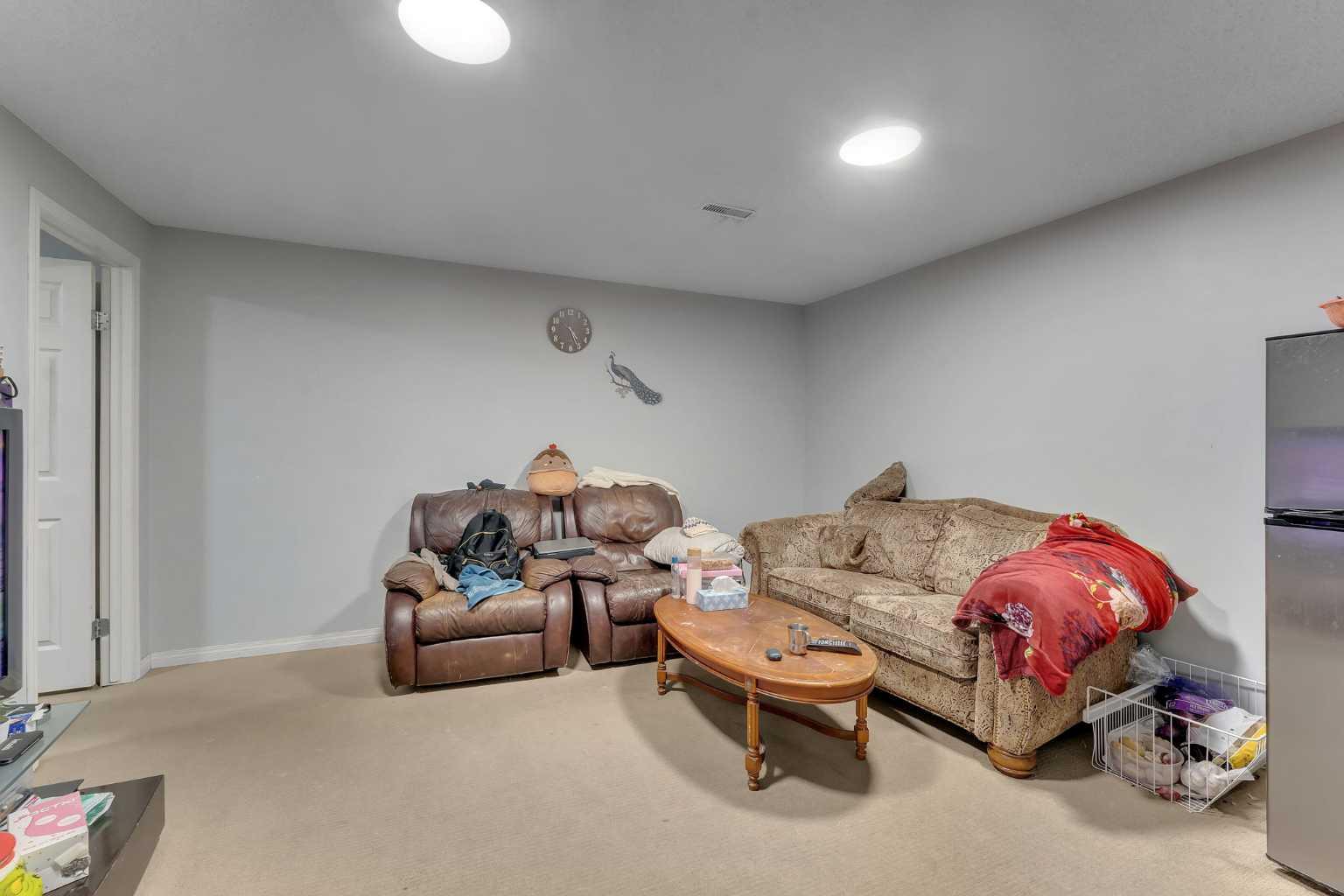 153 Saddlemead Road NE