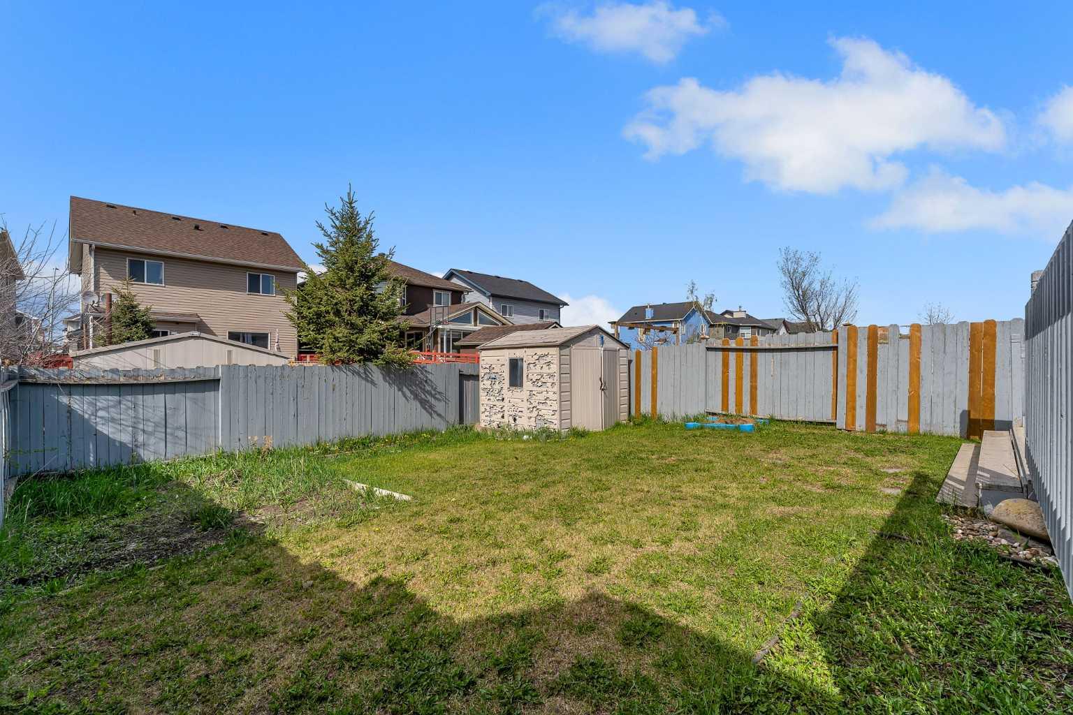 153 Saddlemead Road NE