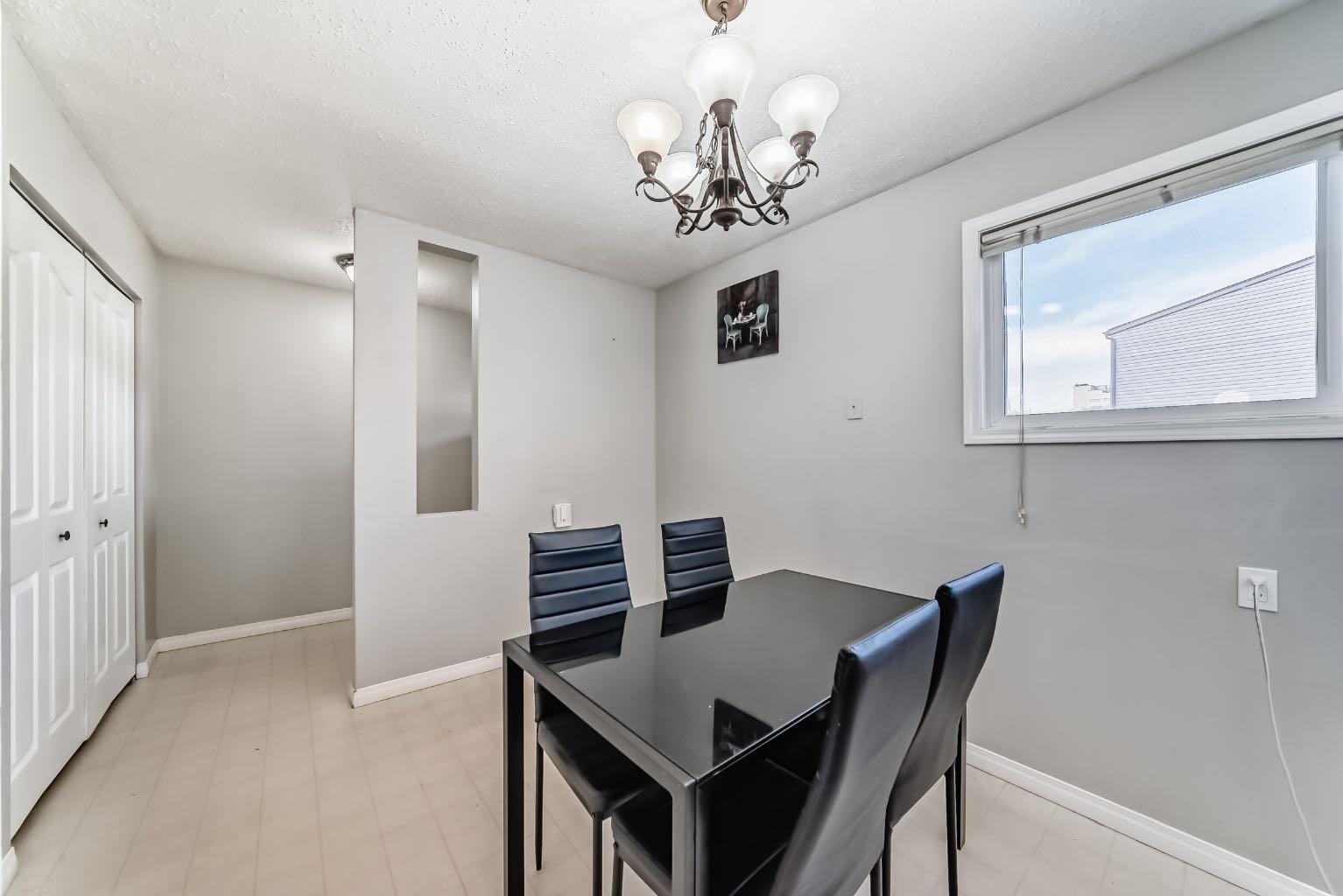 702, 9930 Bonaventure Drive SE