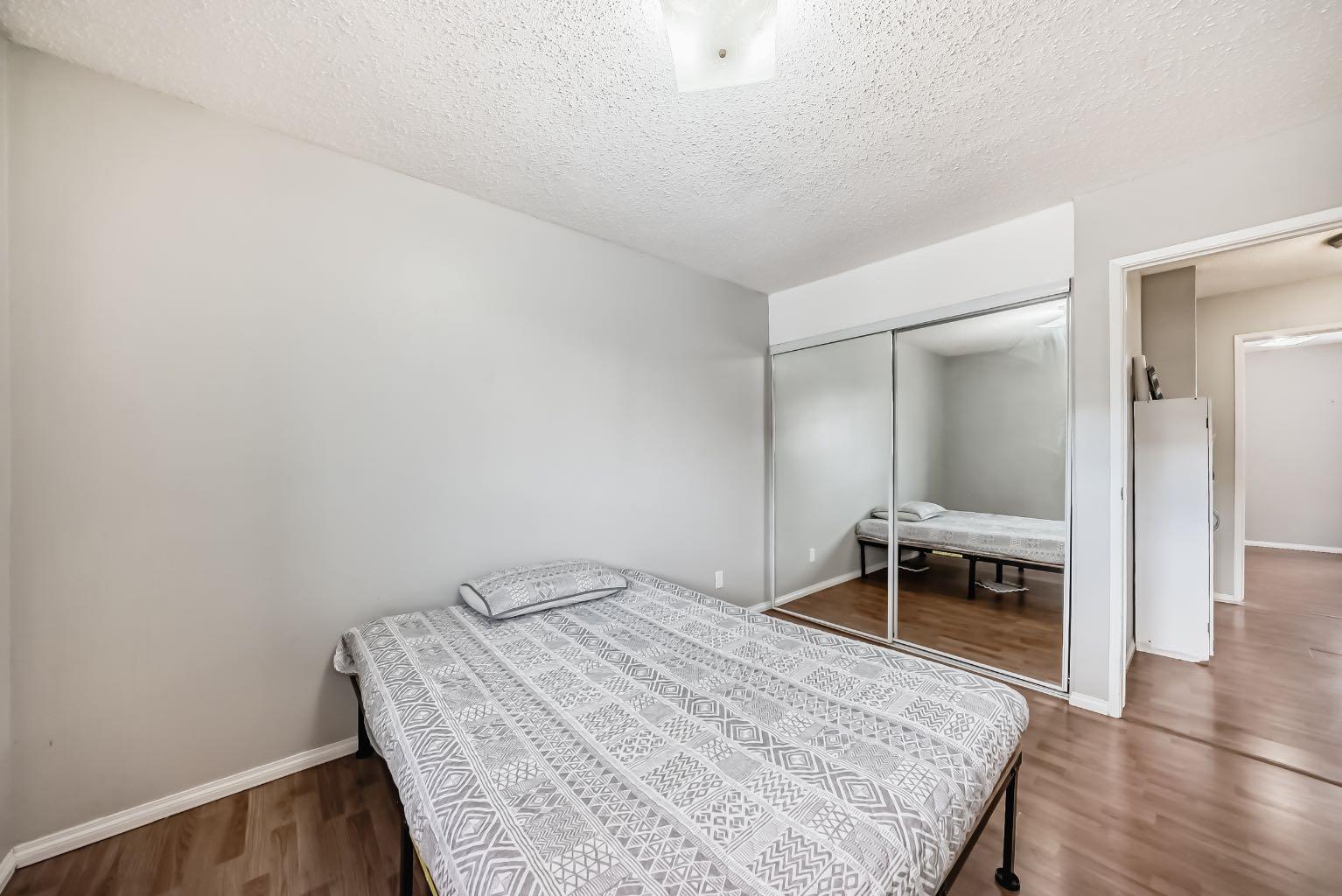 702, 9930 Bonaventure Drive SE