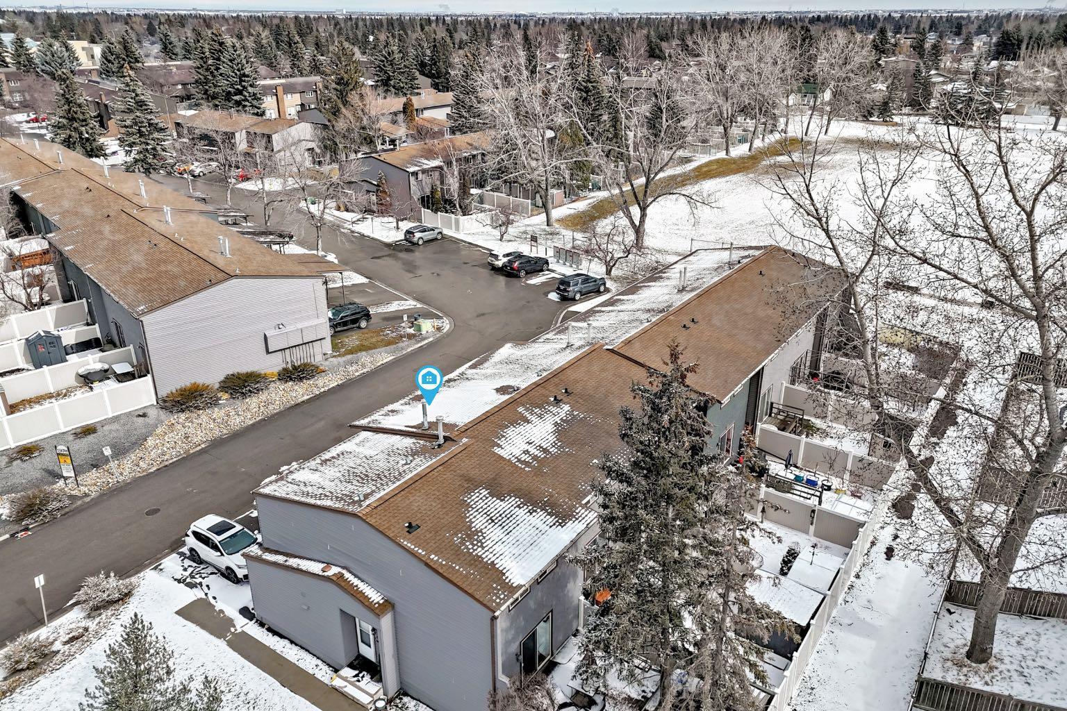 702, 9930 Bonaventure Drive SE