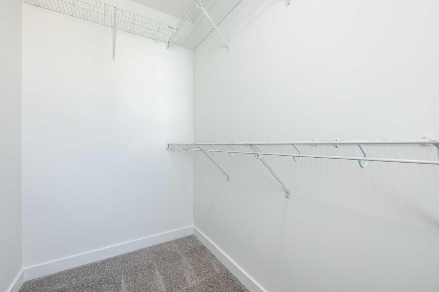 145 Sora Gardens SE