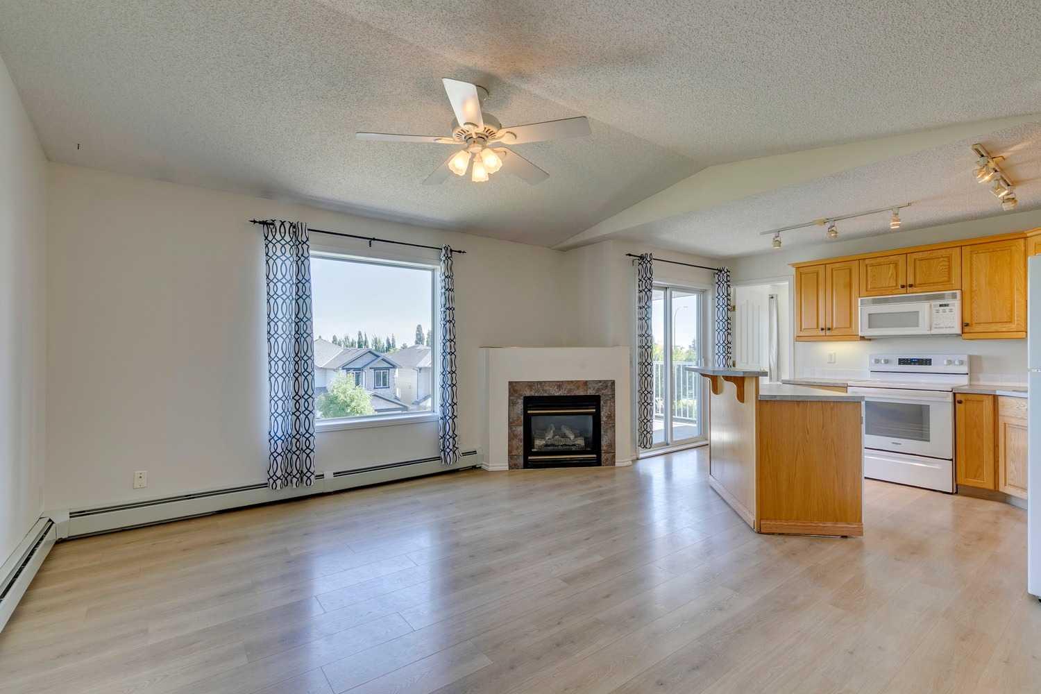 301, 7301 Valleyview Park SE