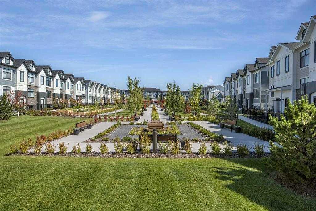 406, 255 Les Jardins Park SE